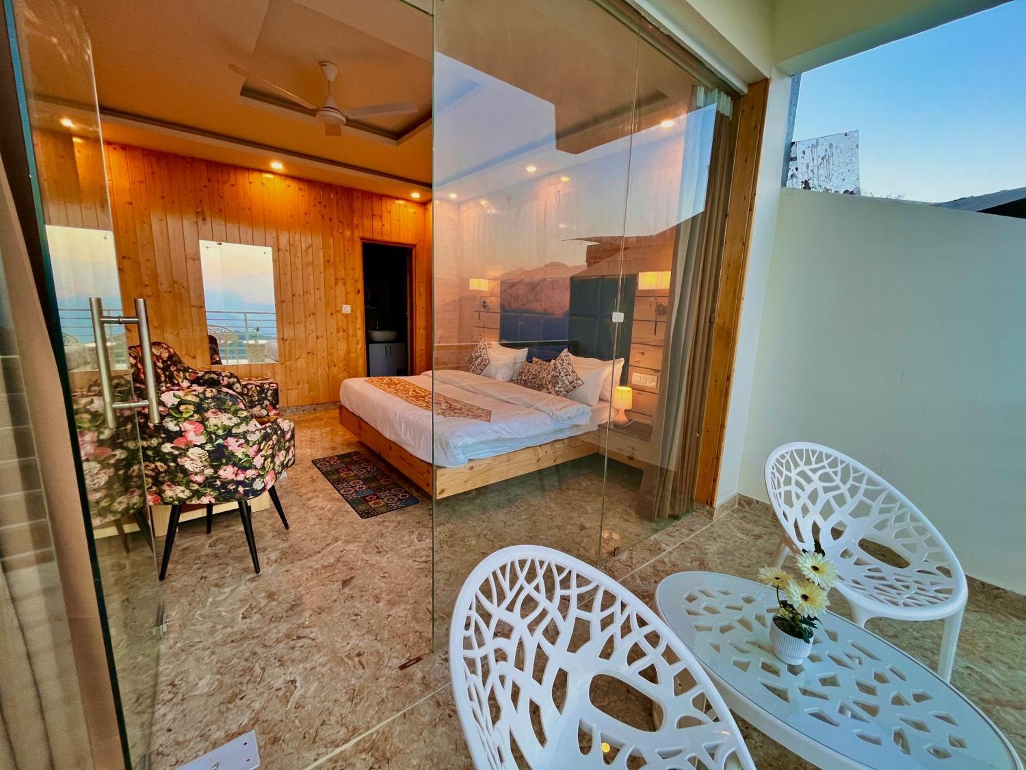 Hotel Hill View, Mussoorie - Near Jw Marriott Mussoorie, M 77377-32479 Zewnętrze zdjęcie